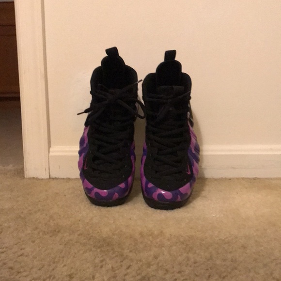 I have these foam posits purple and black no scuffs excellent condition - Picture 2 of 3